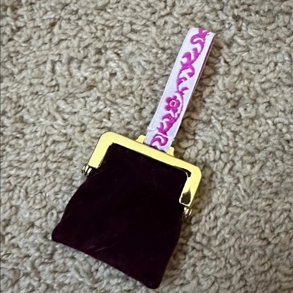 AMERICAN GIRL REBECCA BEFOREVER MAROON VELVET PURSE